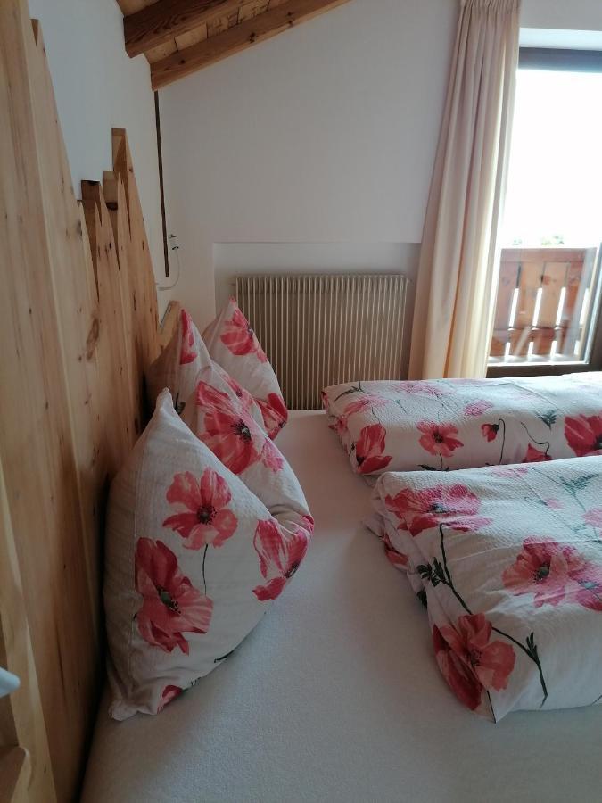 Gspoi-Hof Aparthotel Лайон Екстериор снимка